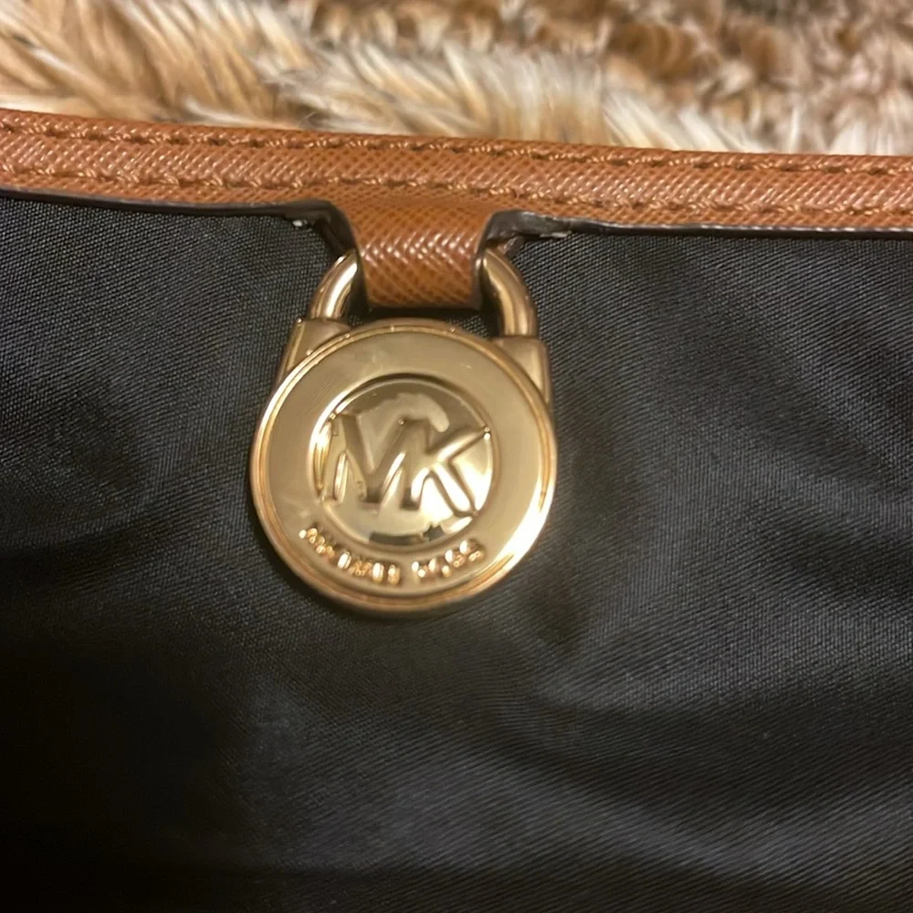 Michael Kors Kempton Crossbody Bag Black Nylon Tan Trim Used